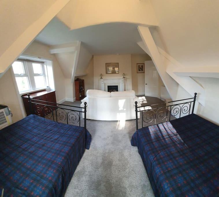 Eta's Manor @ Brooklands Appartement *